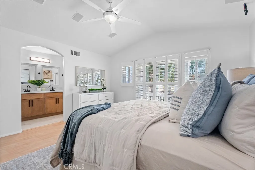 2 Chestnut Drive, Aliso Viejo, California 92656 home-pic-23