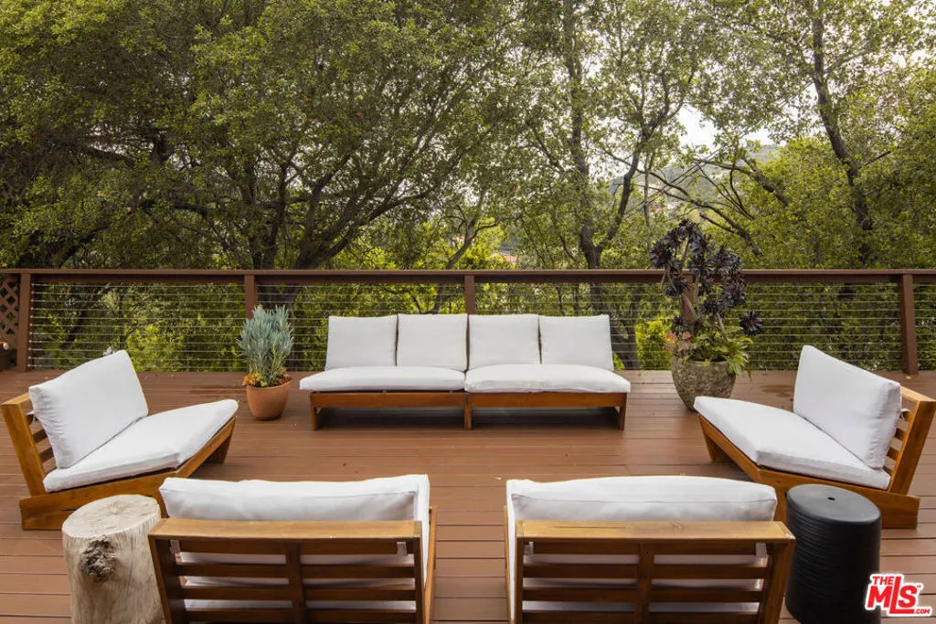 360 Edwards Place, Glendale, California 91206 home-pic-14