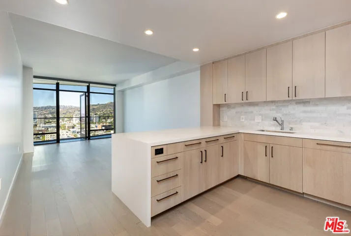 1755 Argyle Avenue 1005, Los Angeles, California 90028
