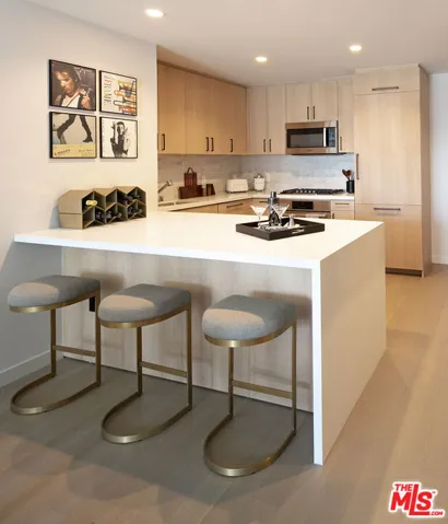 1755 Argyle Avenue 1005, Los Angeles, California 90028