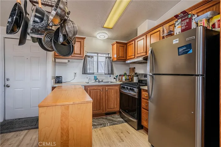 15980 Grand Ave T11, Lake Elsinore, California 92530