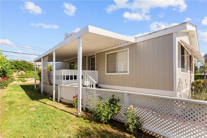 15111 Pipeline Avenue 14, Chino Hills, California 91709