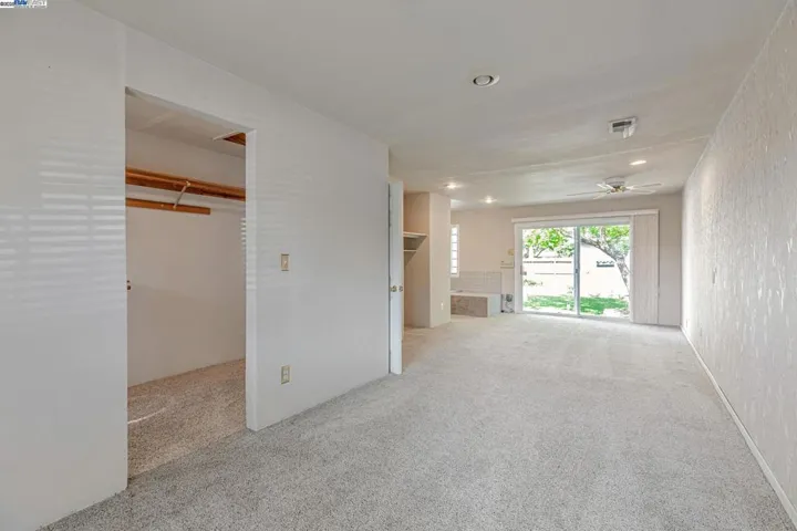 1420 Franquette Ave, Santa Rosa, California 95405