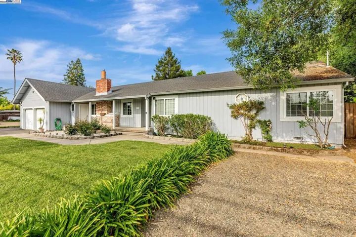 1420 Franquette Ave, Santa Rosa, California 95405
