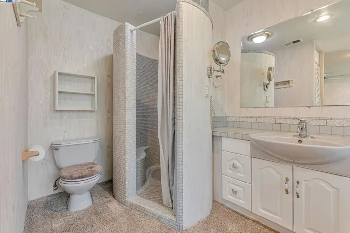 1420 Franquette Ave, Santa Rosa, California 95405