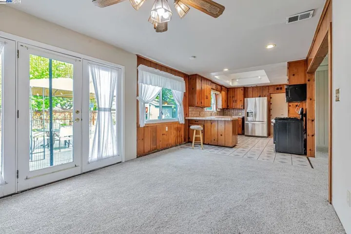 1420 Franquette Ave, Santa Rosa, California 95405