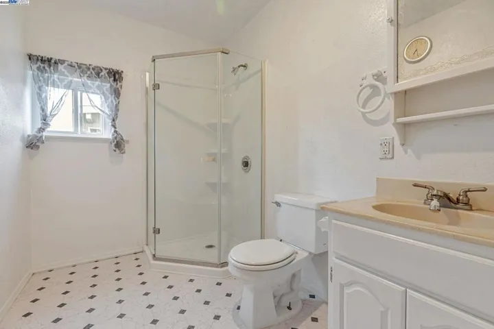 1420 Franquette Ave, Santa Rosa, California 95405