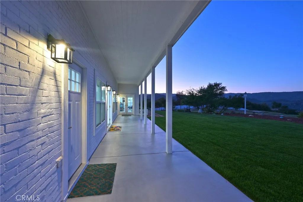 22252 Monte Rancho Drive, Temecula, California 92590 home-pic-43