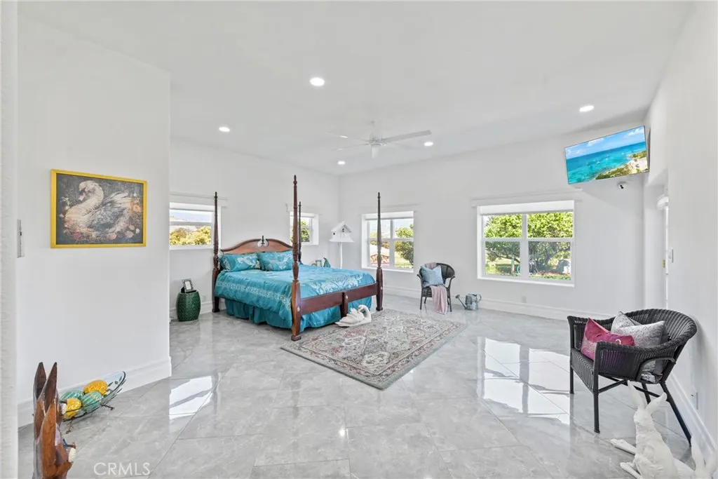 22252 Monte Rancho Drive, Temecula, California 92590 home-pic-16