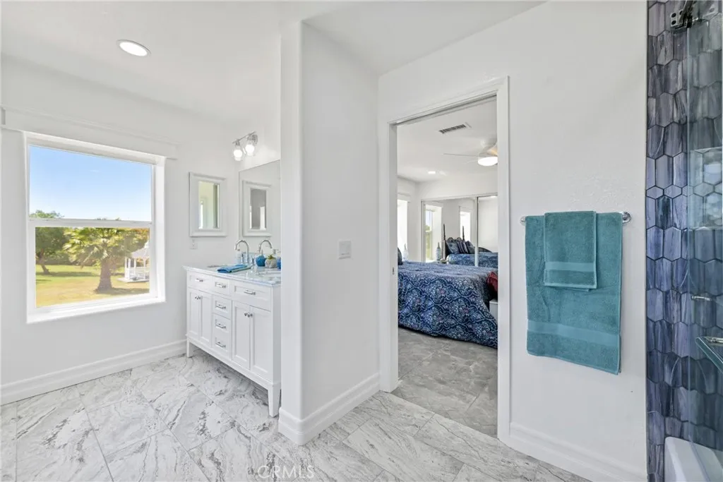 22252 Monte Rancho Drive, Temecula, California 92590 home-pic-54