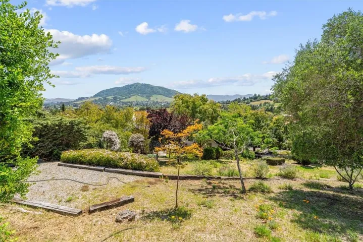 958 Skyline Drive, San Luis Obispo, California 93405