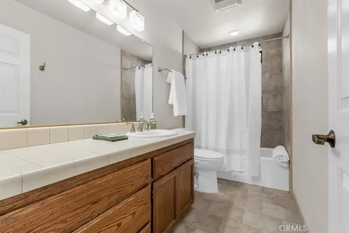 958 Skyline Drive, San Luis Obispo, California 93405