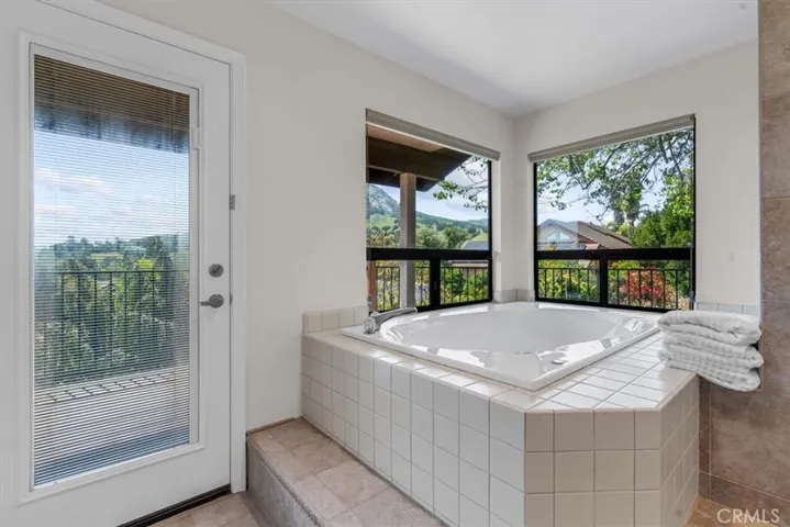 958 Skyline Drive, San Luis Obispo, California 93405