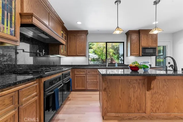 958 Skyline Drive, San Luis Obispo, California 93405