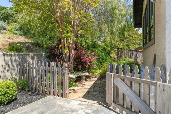 958 Skyline Drive, San Luis Obispo, California 93405