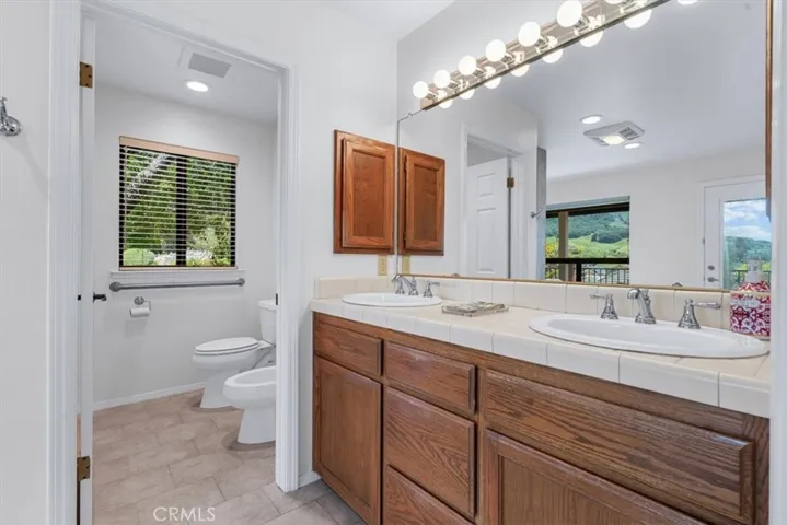 958 Skyline Drive, San Luis Obispo, California 93405