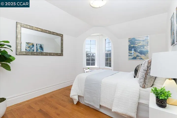 2320 24th Ave, Oakland, California 94601