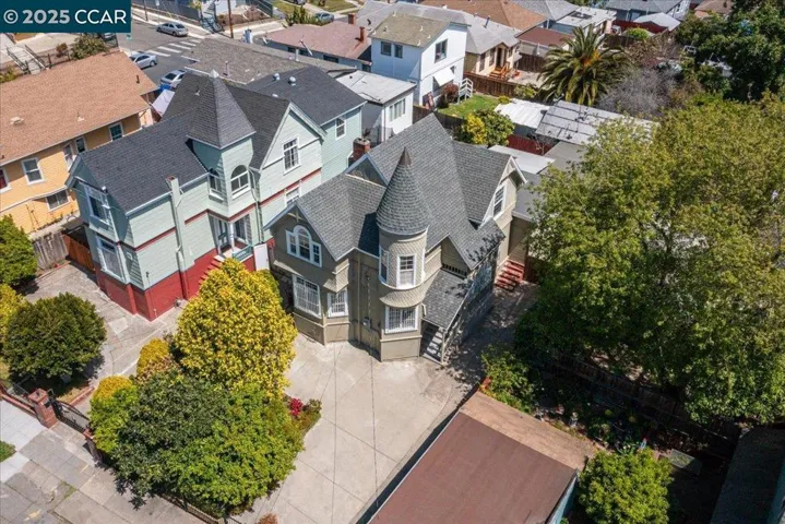 2320 24th Ave, Oakland, California 94601