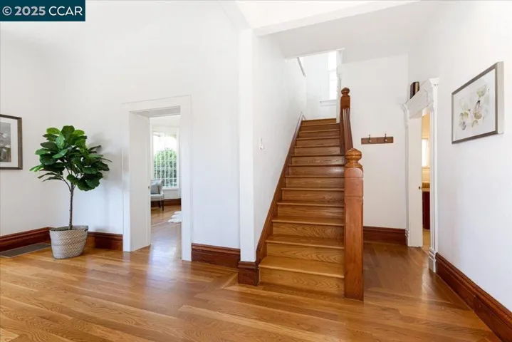 2320 24th Ave, Oakland, California 94601