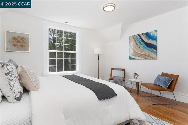 2320 24th Ave, Oakland, California 94601