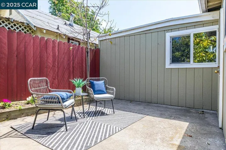 2320 24th Ave, Oakland, California 94601