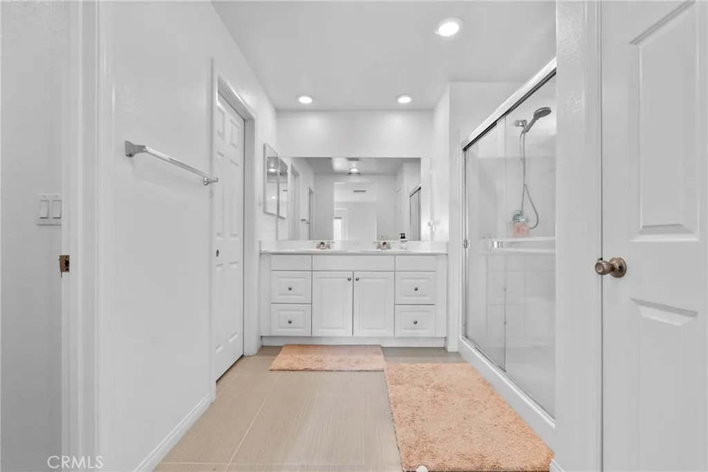 1634 Crepe Myrtle Place, Upland, California 91784 home-pic-12