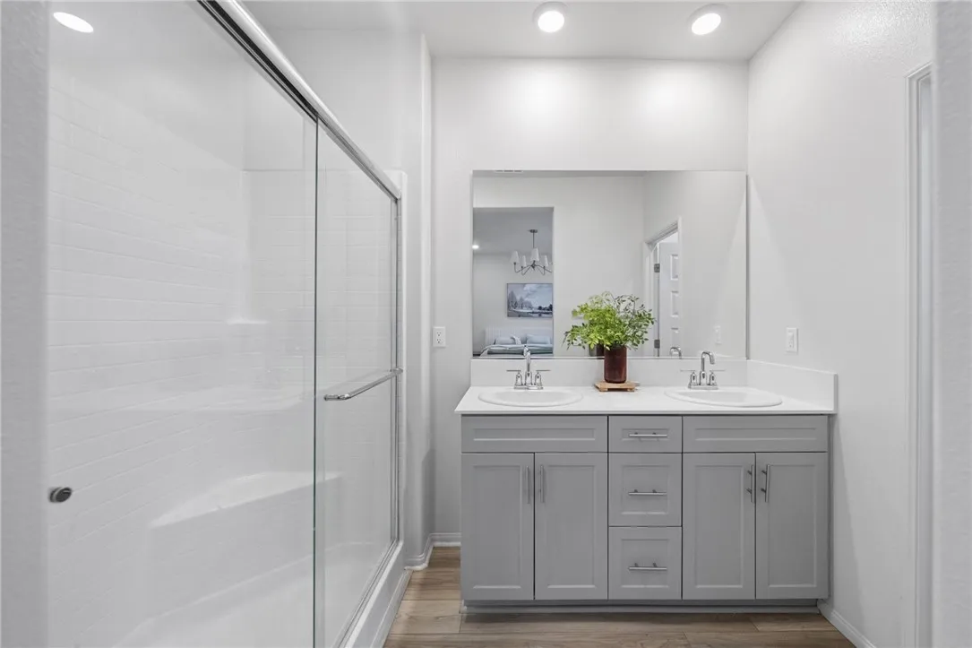 40545 Melrose Drive, Temecula, California 92591 home-pic-21