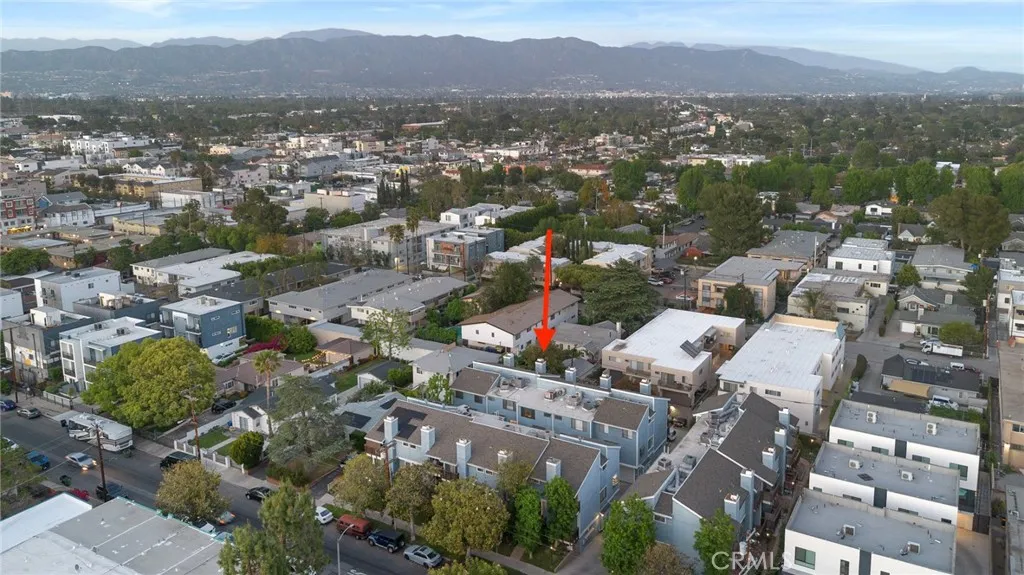 5100 Riverton Avenue 14, North Hollywood, California 91601 home-pic-43