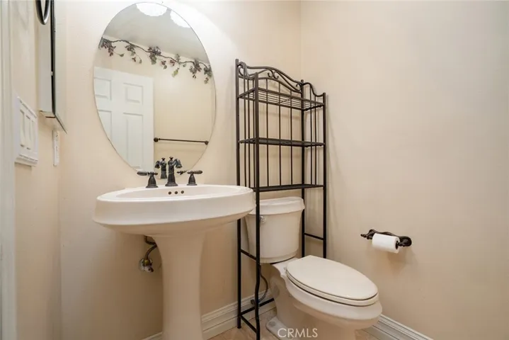 20322 Colina Drive, Canyon Country, California 91351