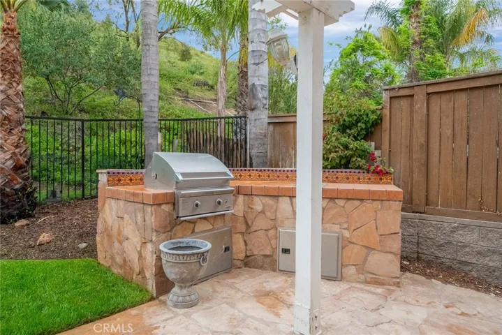 20322 Colina Drive, Canyon Country, California 91351