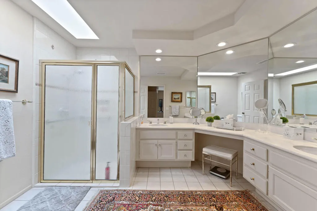 191 Madrid Ave-10