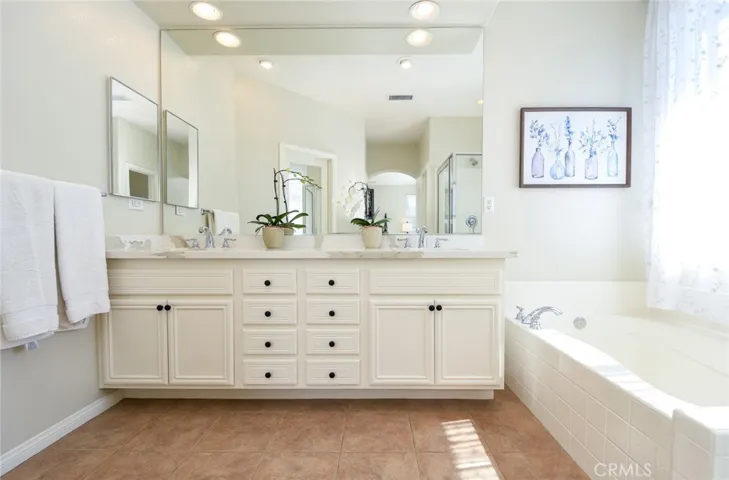 42362 Mountain View Court, Murrieta, California 92562