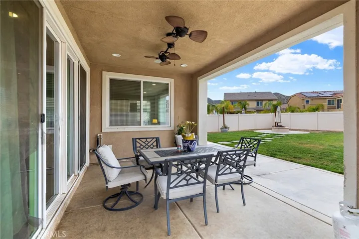 24521 Snapdragon Way, Lake Elsinore, California 92532