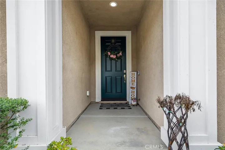 24521 Snapdragon Way, Lake Elsinore, California 92532
