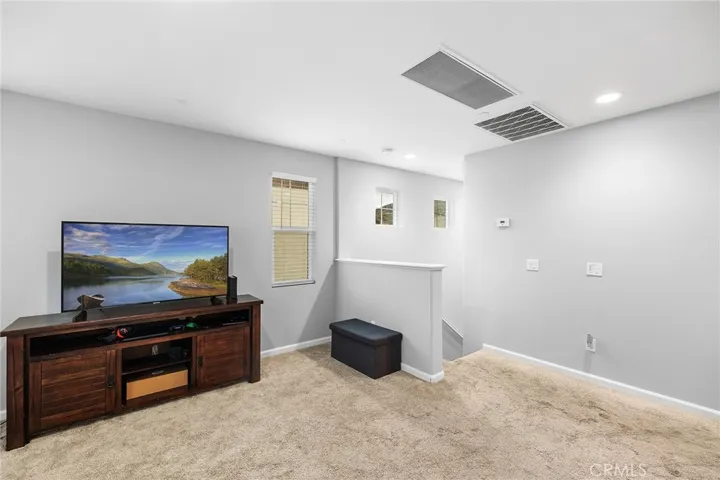 24521 Snapdragon Way, Lake Elsinore, California 92532