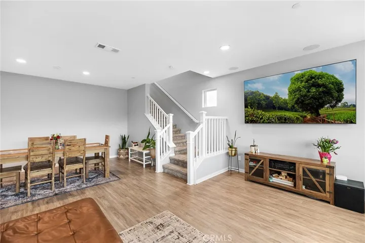 24521 Snapdragon Way, Lake Elsinore, California 92532
