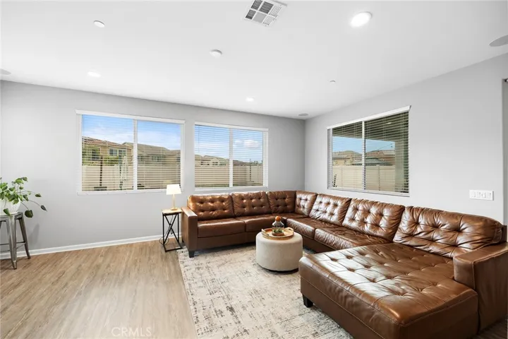 24521 Snapdragon Way, Lake Elsinore, California 92532