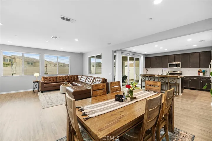 24521 Snapdragon Way, Lake Elsinore, California 92532