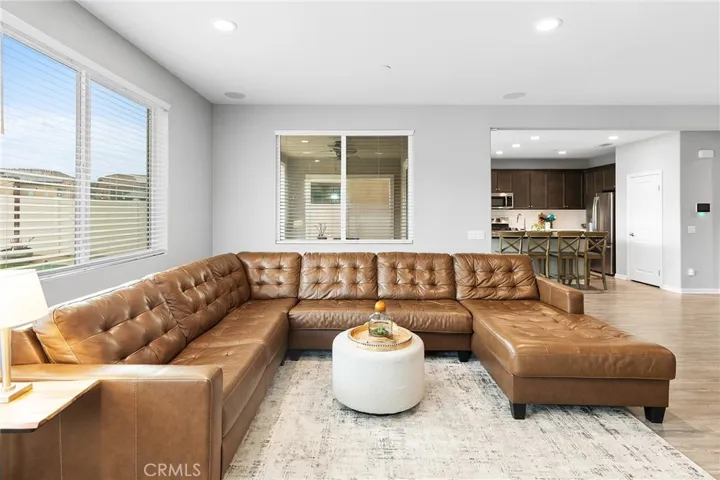 24521 Snapdragon Way, Lake Elsinore, California 92532