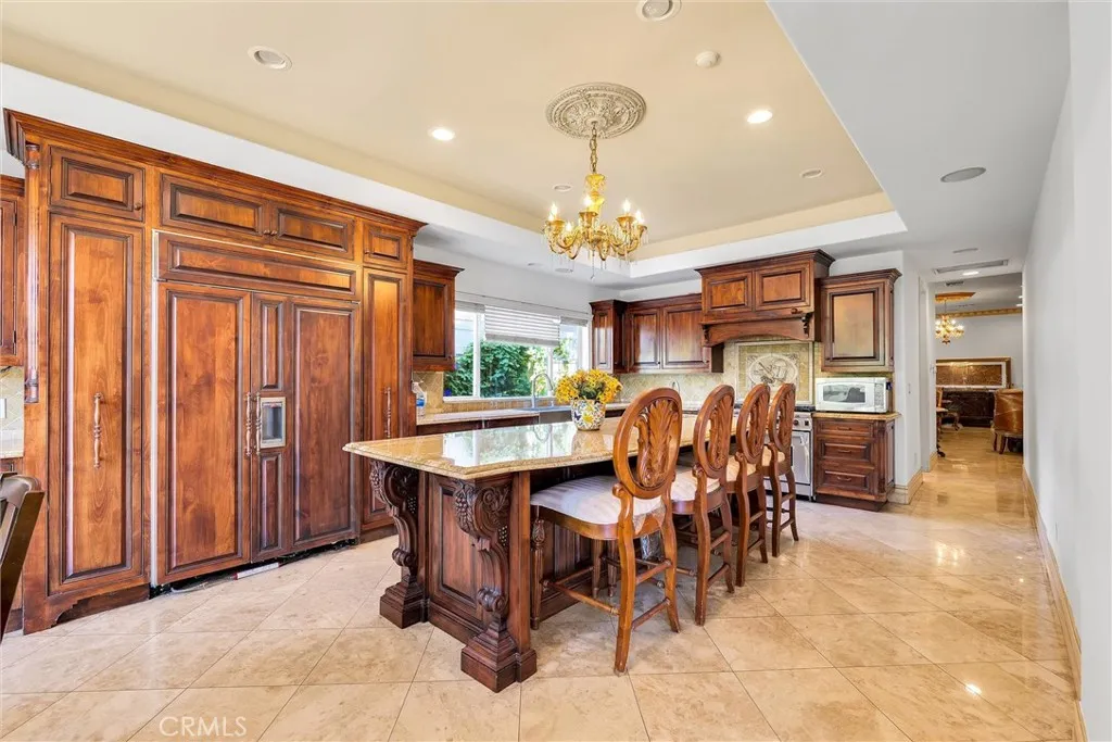 22349 Dolorosa Street, Woodland Hills, California 91367 home-pic-17