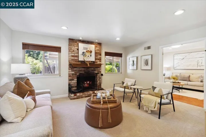 1050 Palisade Dr, Martinez, California 94553