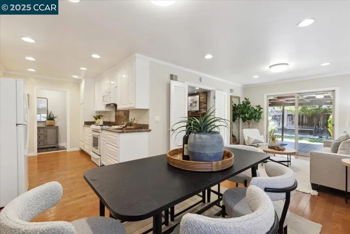 1050 Palisade Dr, Martinez, California 94553
