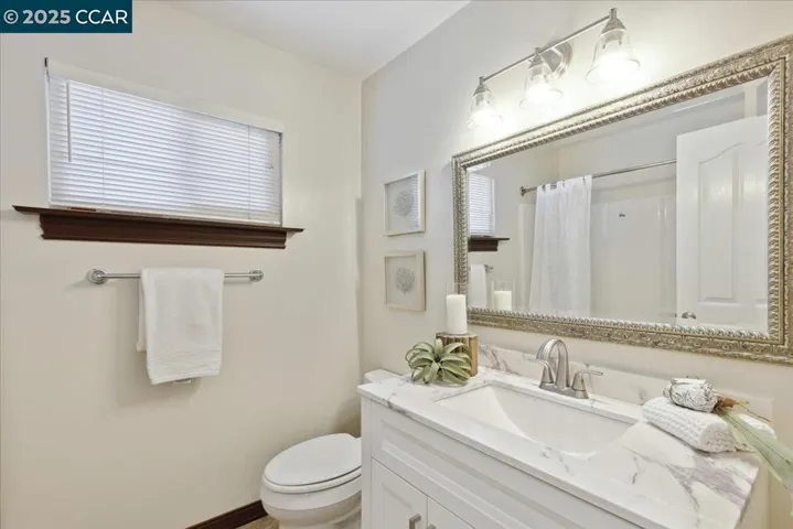1050 Palisade Dr, Martinez, California 94553