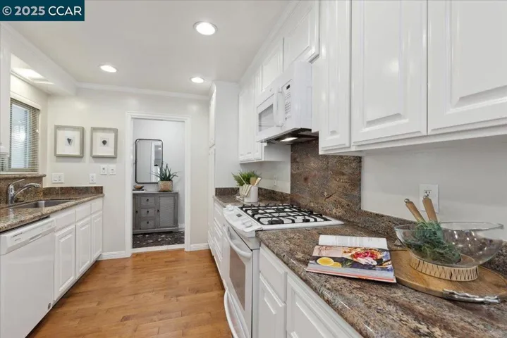 1050 Palisade Dr, Martinez, California 94553