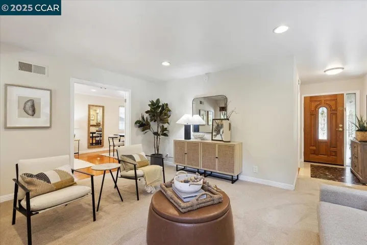 1050 Palisade Dr, Martinez, California 94553