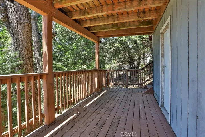 Lower level deck