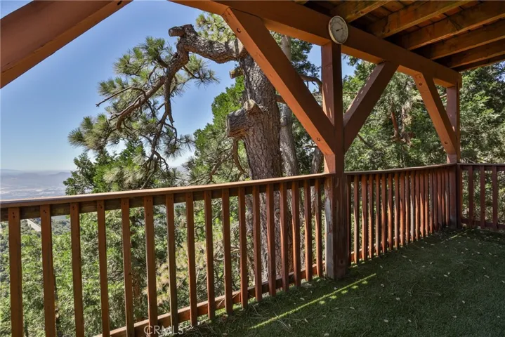 Second level deck