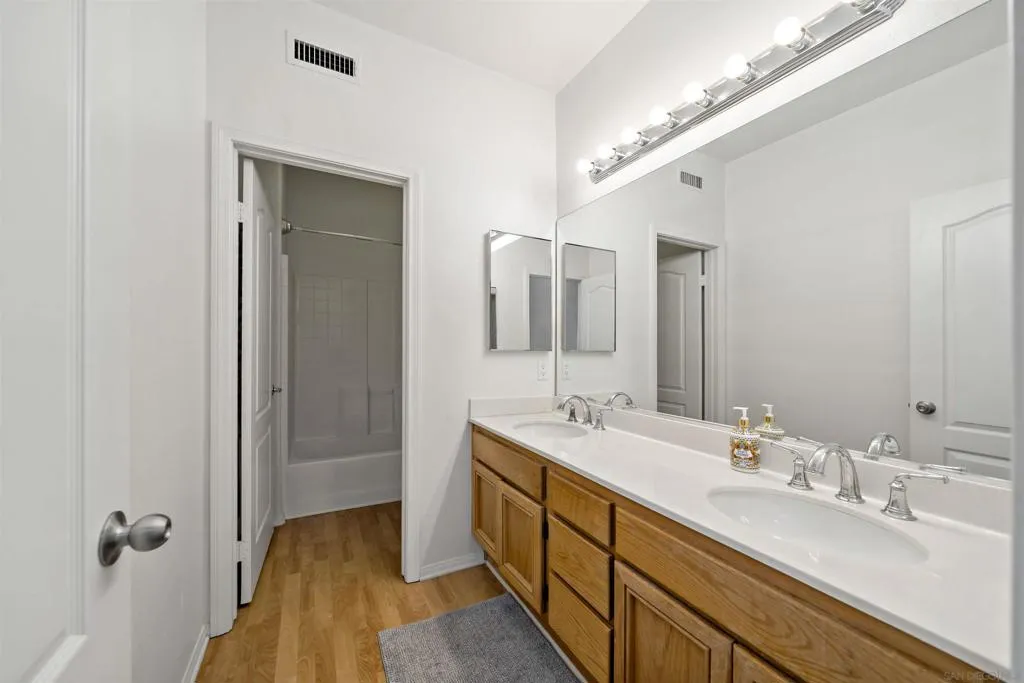 45038 Camino Veste, Temecula, California 92592 home-pic-42