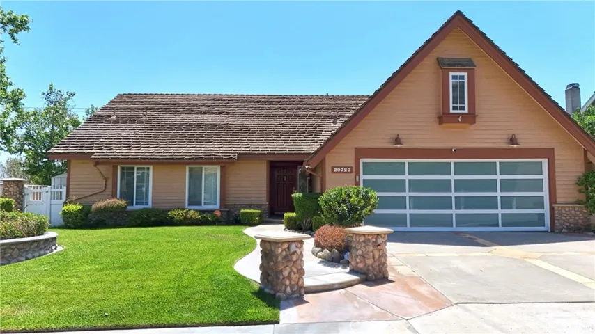 20720 Cottonwood Road, Yorba Linda, California 92887