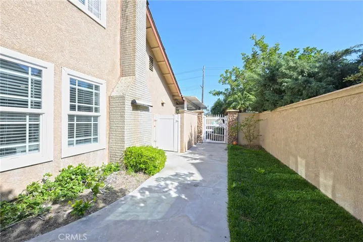 20720 Cottonwood Road, Yorba Linda, California 92887